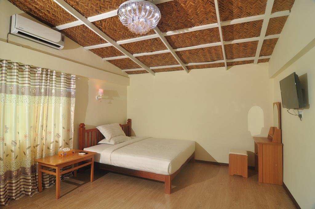 Golden Rose Guest House Old Bagan Ngoại thất bức ảnh